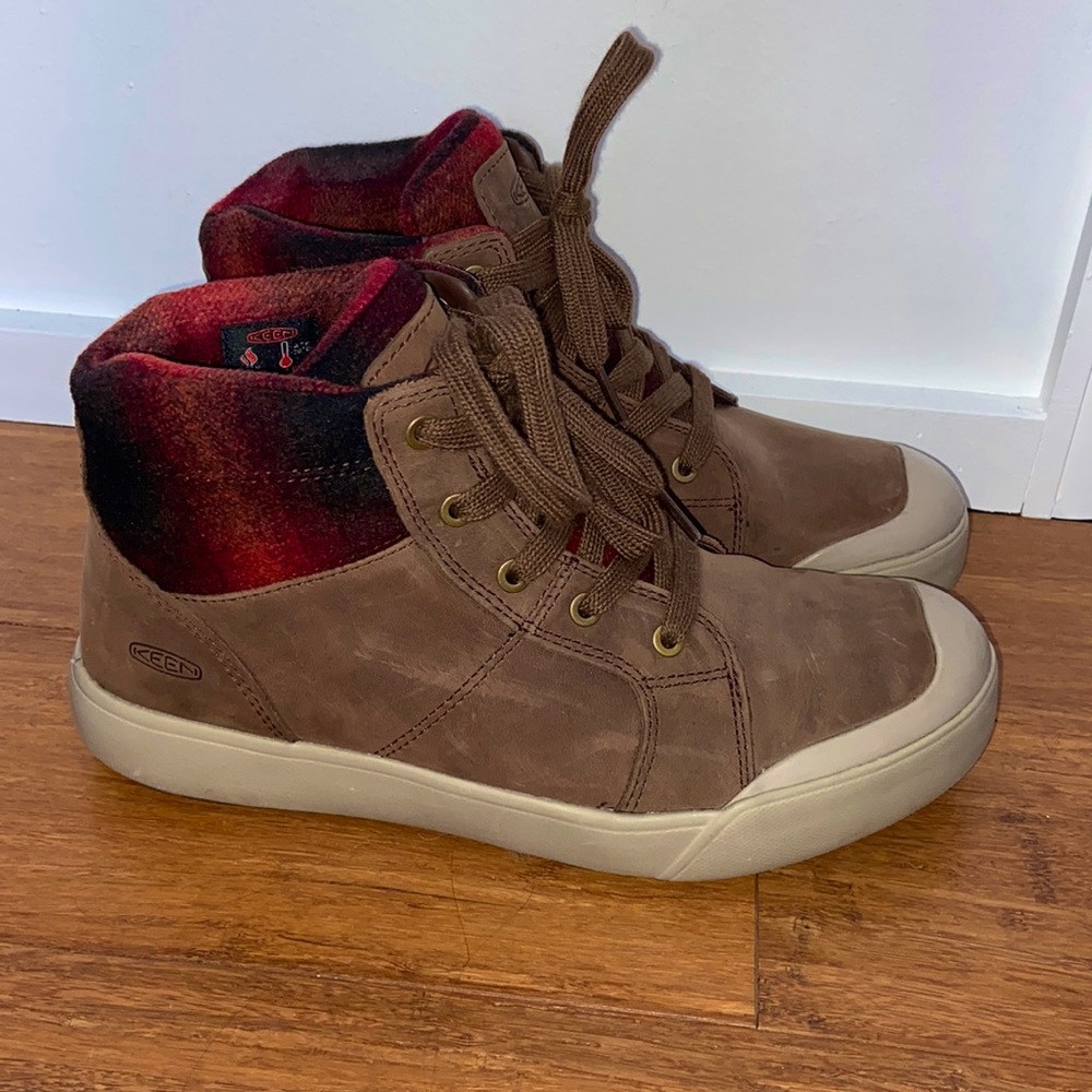 KEEN Women’s Elena Mid Height Ankle Boot Hiking, Size 10